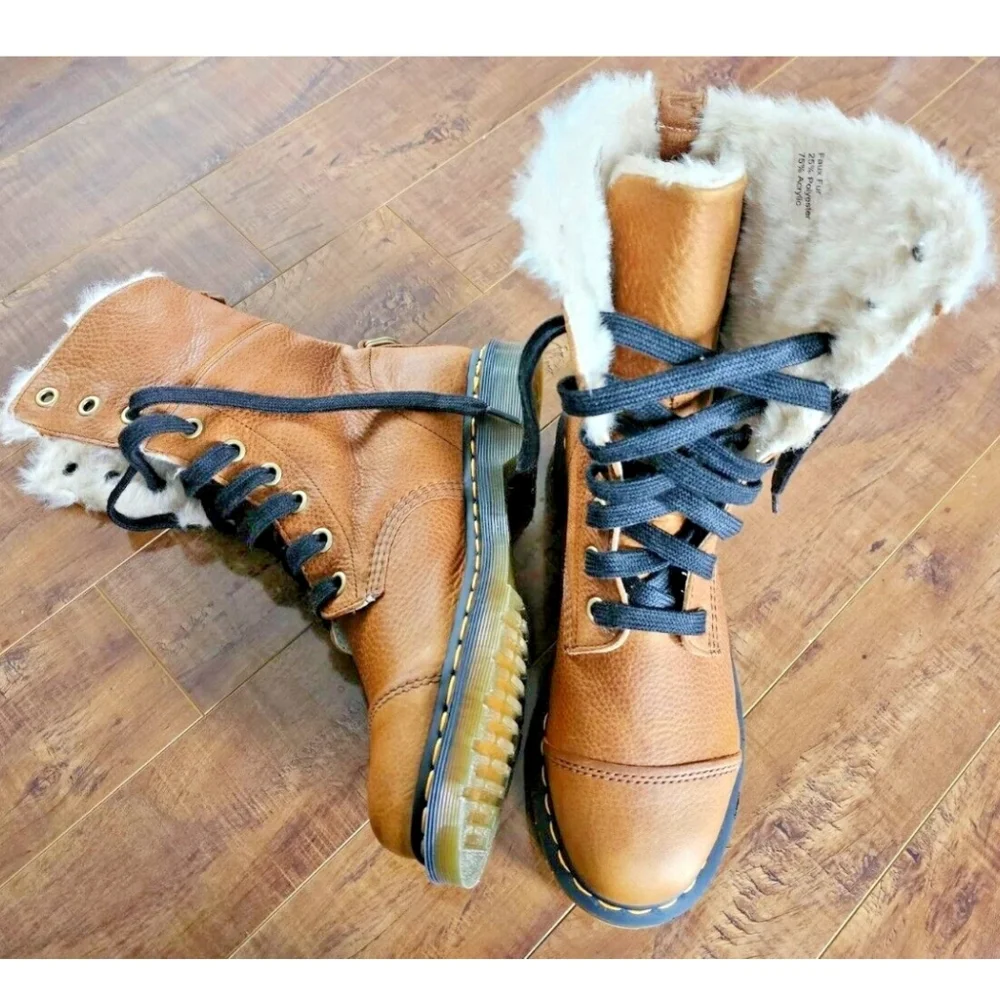 DR. MARTENS Aimilita FL Fur-Lined GRIZZLY LEATHER Boots TAN Sz US 10 - Picture 3 of 11